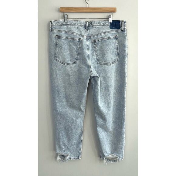 Abercrombie & Fitch The Mom High Rise SHORT Jean Sz 34 - Picture 7 of 11